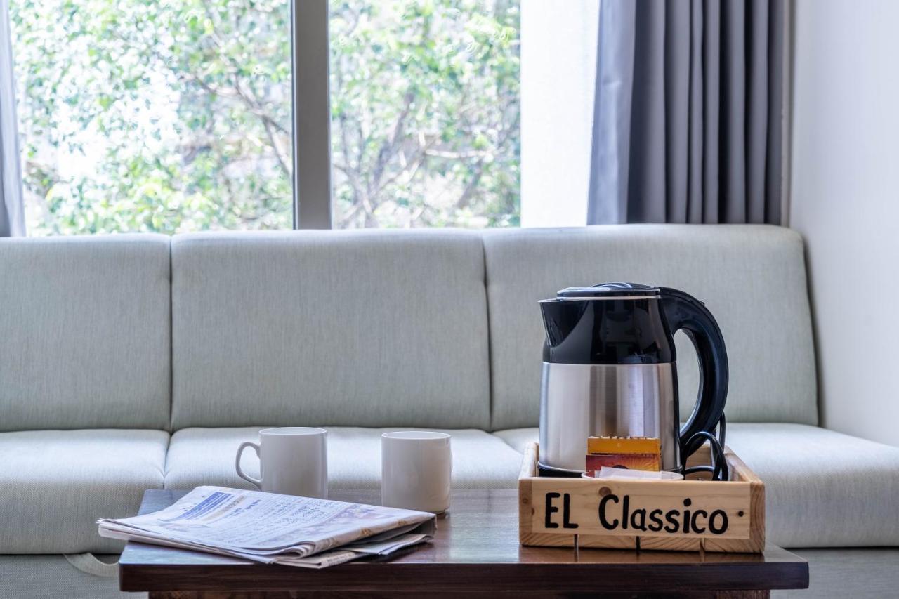 Hotel El Classico Rajkot Eksteriør bilde