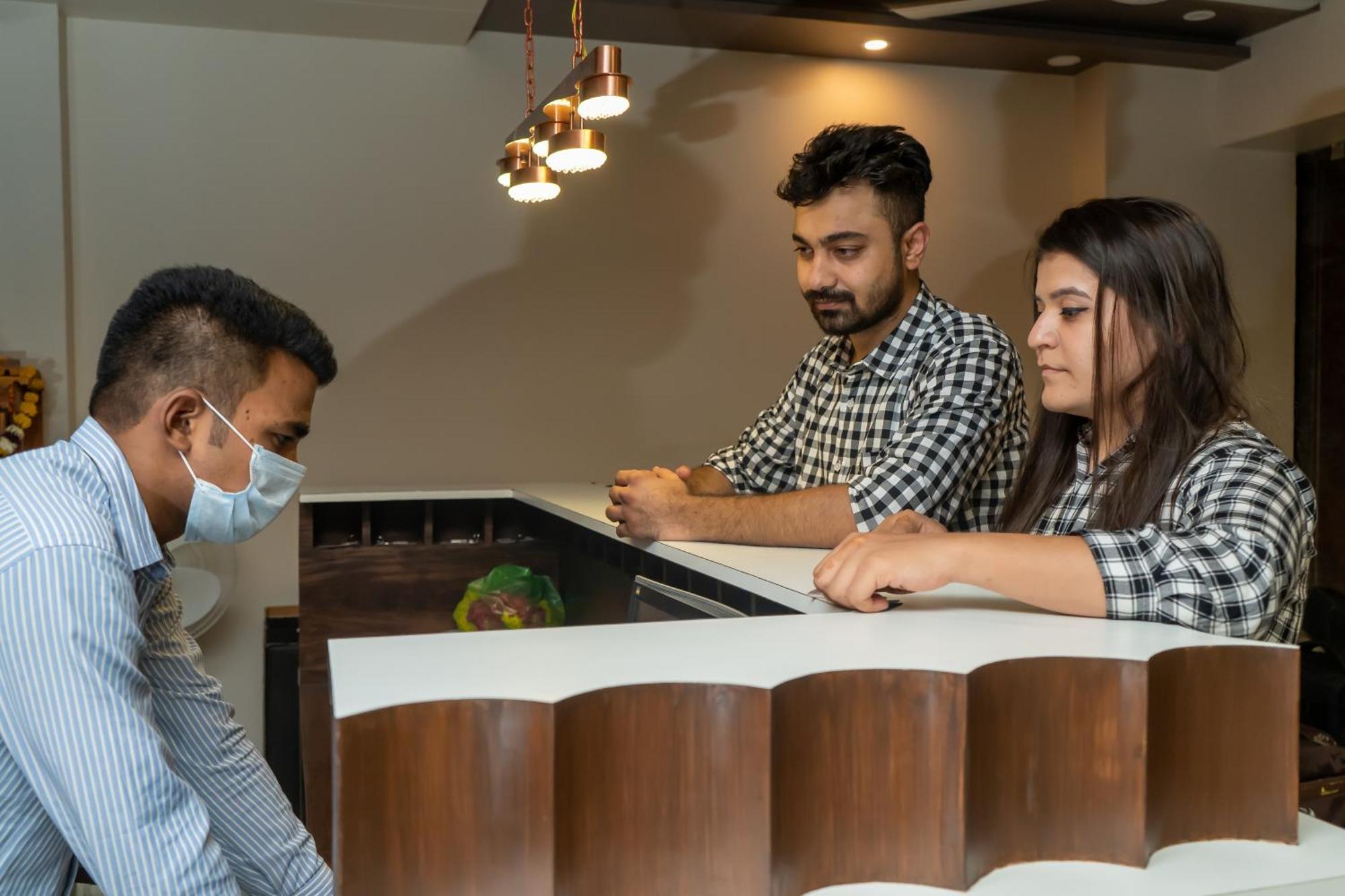 Hotel El Classico Rajkot Eksteriør bilde