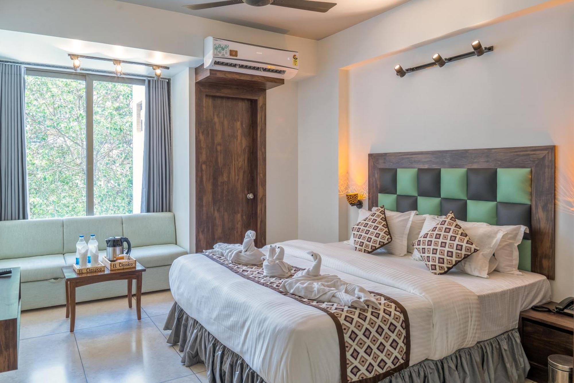 Hotel El Classico Rajkot Eksteriør bilde